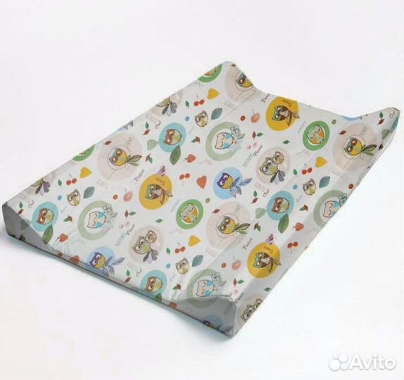 Пеленальная доска на кроватку