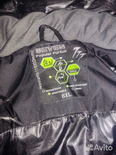 Продам куртку зимнию