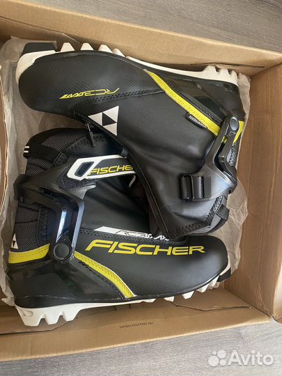 Лыжные ботинки fischer