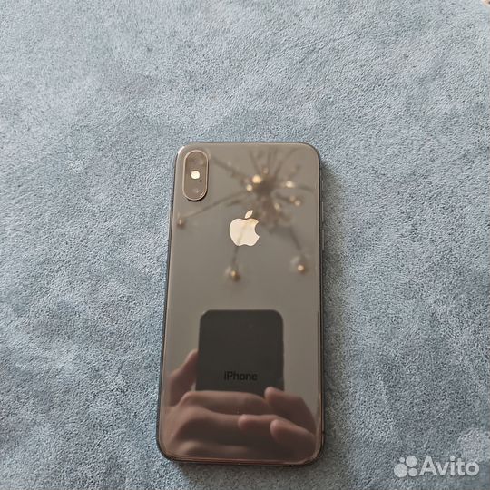iPhone Xs, 64 ГБ