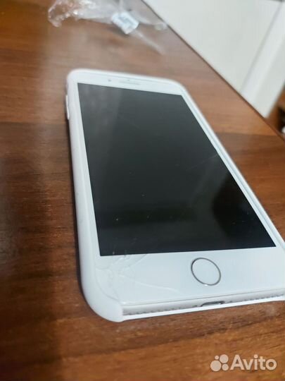 iPhone 8 Plus, 64 ГБ