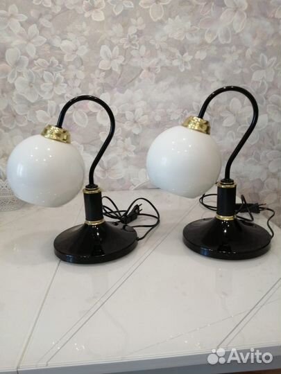 Лампа настольная