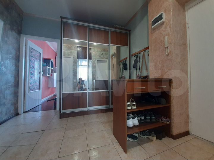 2-к. квартира, 58 м², 6/7 эт.