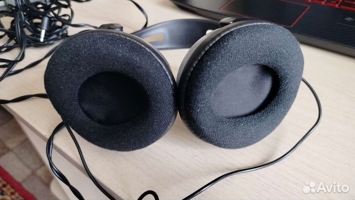 Проводные наушники Philips