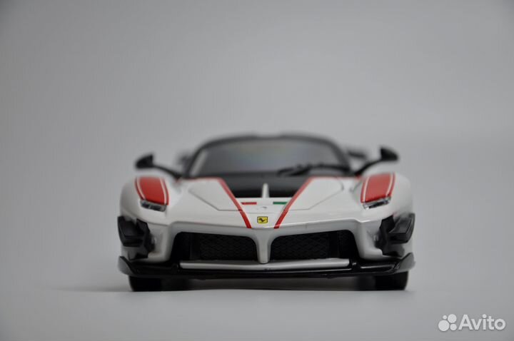 Модель автомобиля Ferrari FXX-K Evo металл