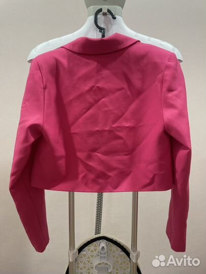 Розовый пиджак