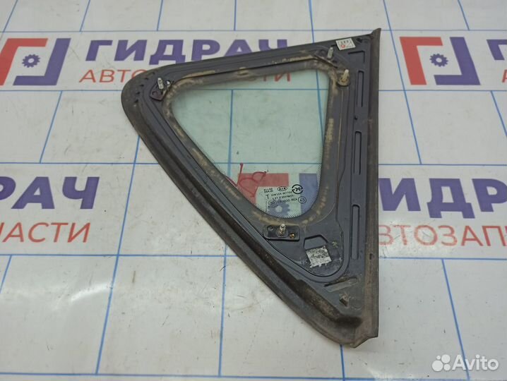 Стекло кузовное глухое левое Kia Soul 2 (PS) 87810-B2000
