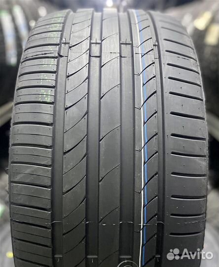Rotalla Setula S-Race RU01 255/45 R19 104Y
