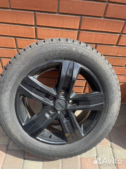 Nokian Tyres Hakkapeliitta 10p SUV 235/55 R17