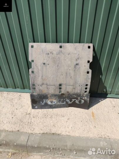 Защита подкрылка(шуба) Volvo FH 2004 20574118