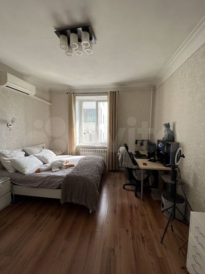 1-к. квартира, 42 м², 3/5 эт.