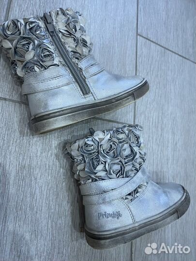 Ботинки для девочки 23