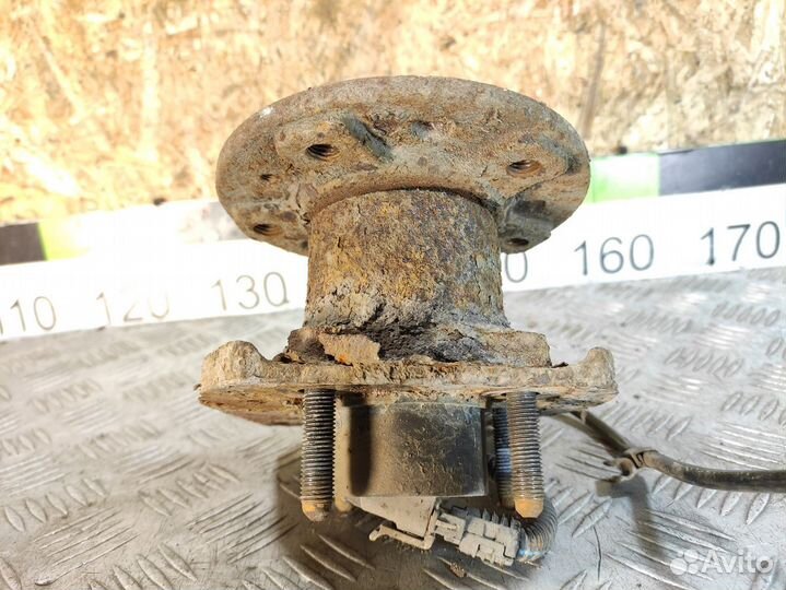 Ступица задняя Opel Astra G