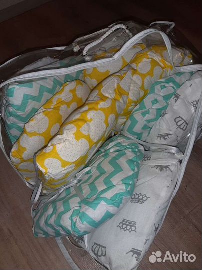 Бортики в детскую кроватку новые