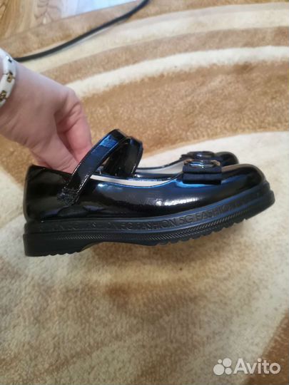 Туфли для девочки 27 размер