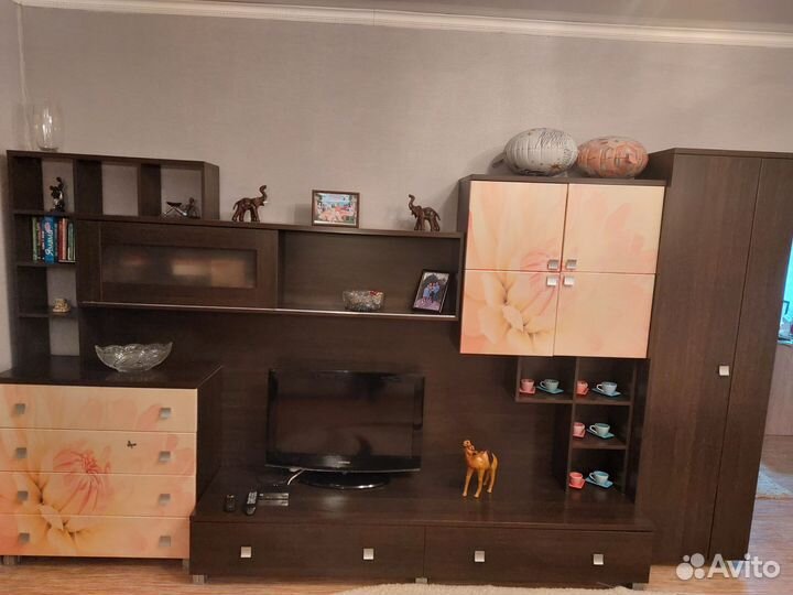 Стенка в гостиную со шкафом бу