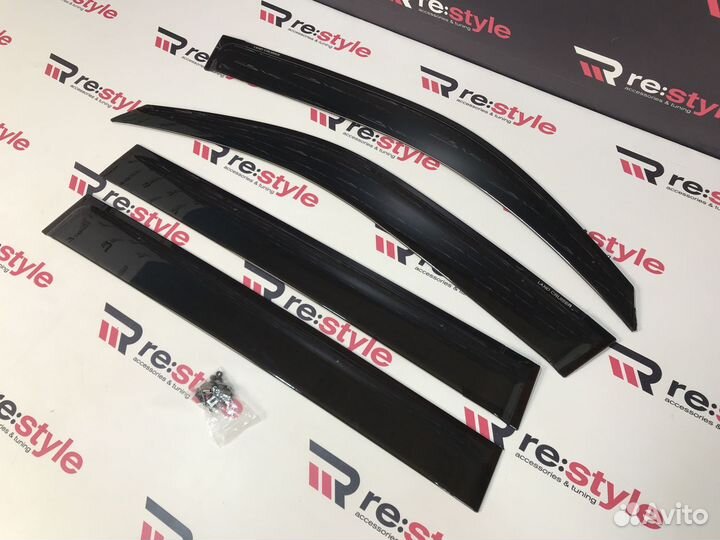 Ветровики Toyota Land Cruiser 200 Y240