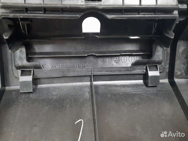 Mazda 3BK Седан Облицовка задней панели