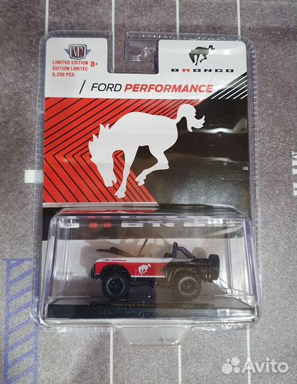 M2 Machines 1/64 1966 Ford Bronco