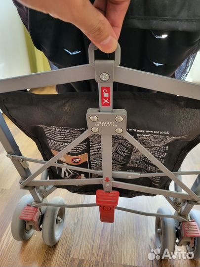 Коляска maclaren