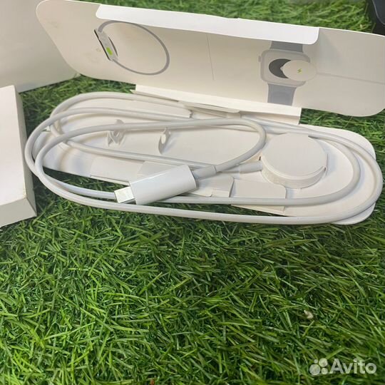 Apple Watch SE, GPS, алюминий, 40 мм (2-го поколен