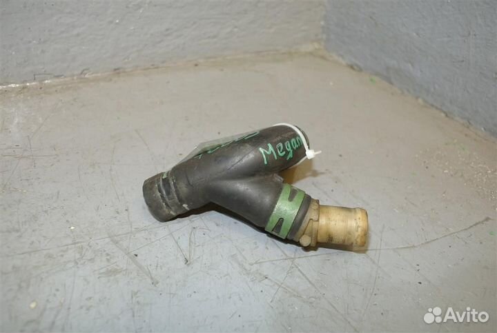 Патрубок Renault Megane III 2009