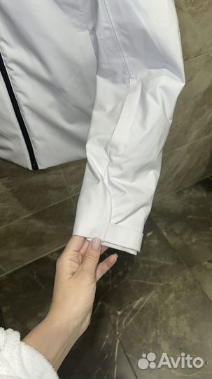 Горнолыжная куртка peak performance