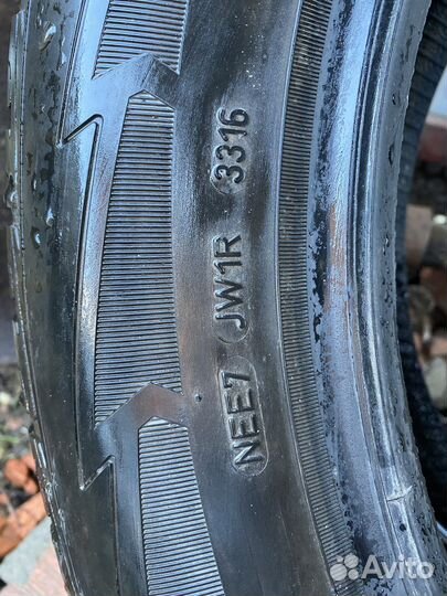 Goodyear UltraGrip Ice 235/55 R19 105T