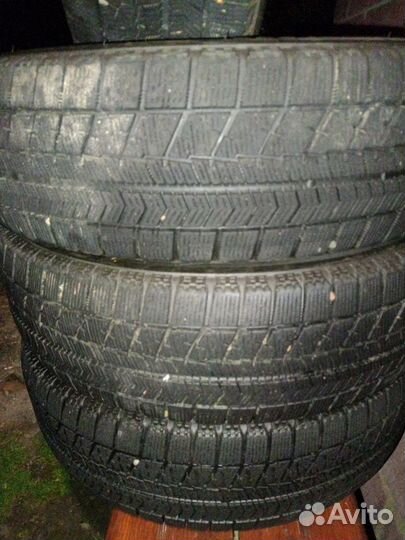 Bridgestone Blizzak VRX 165/70 R14