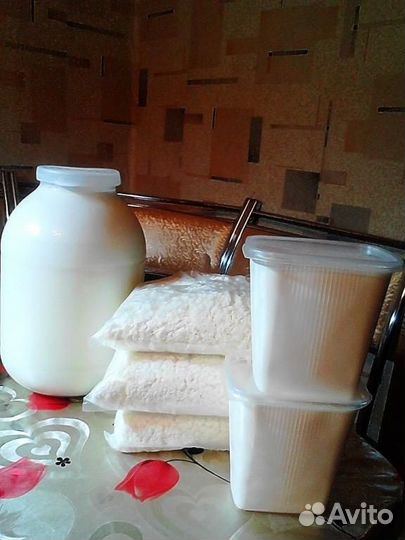 Молоко коровье домашнее, Сметана, Творог