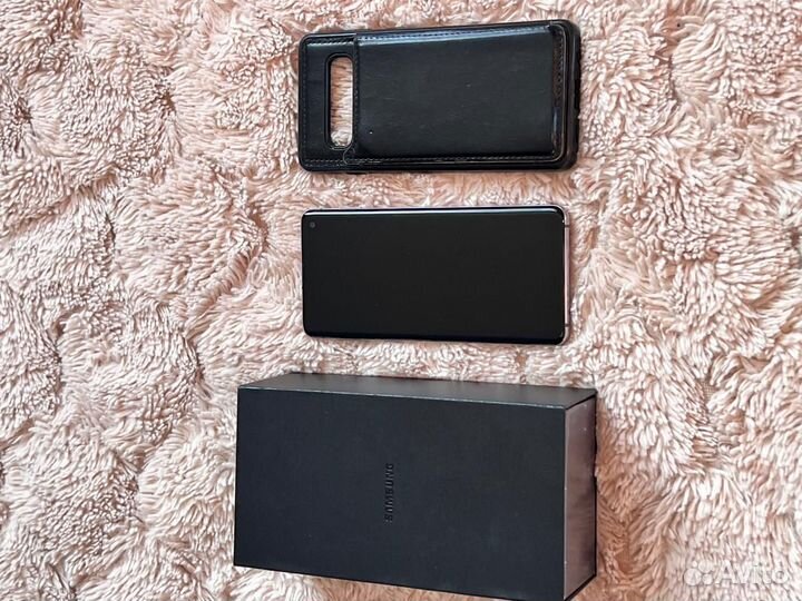 Samsung Galaxy S10+ Ceramic, 8/128 ГБ