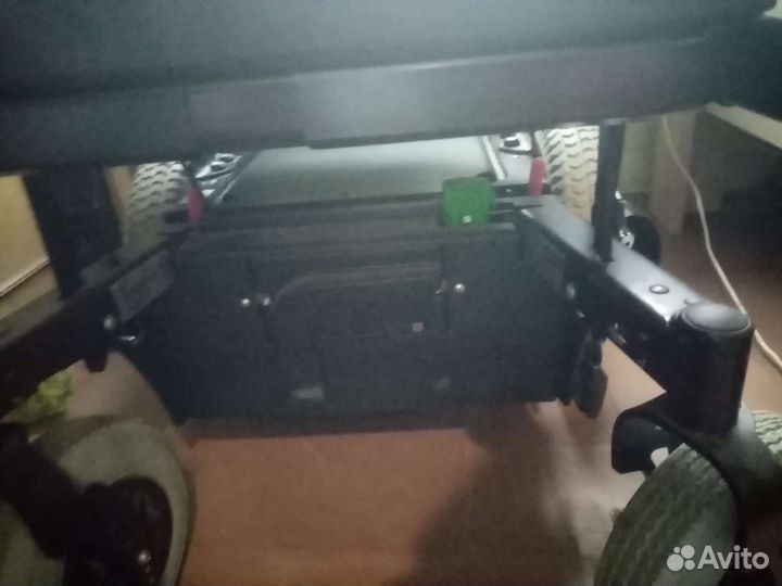 Инвалидная коляска с электроприводом