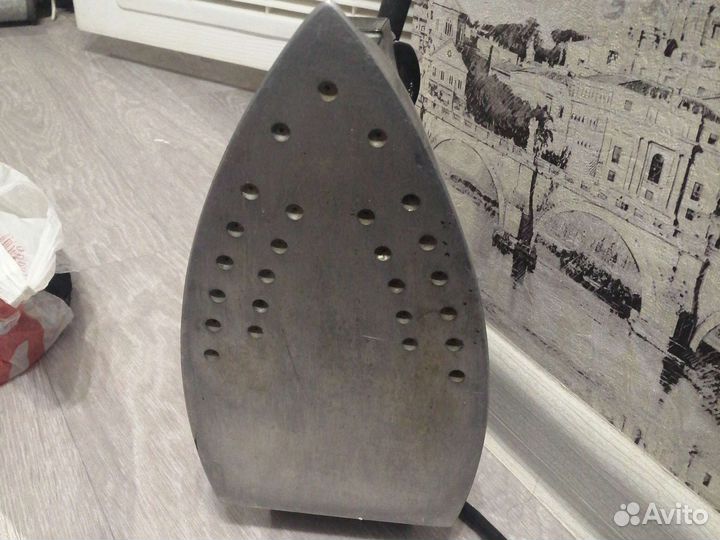 Утюг старинный