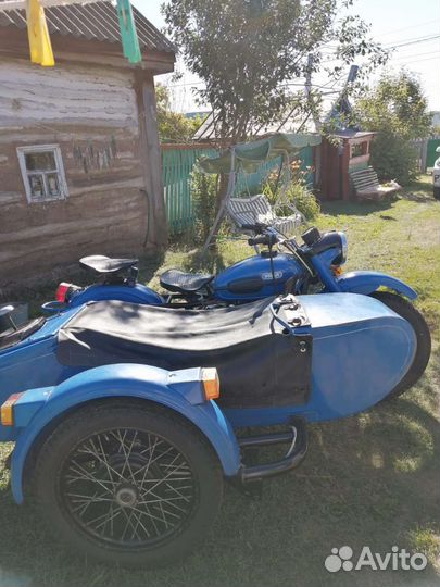 Продаю мотоцикл Урал с коляской