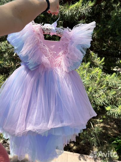 Платье праздничное