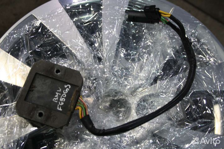 Реле регулятор BMW F650GS