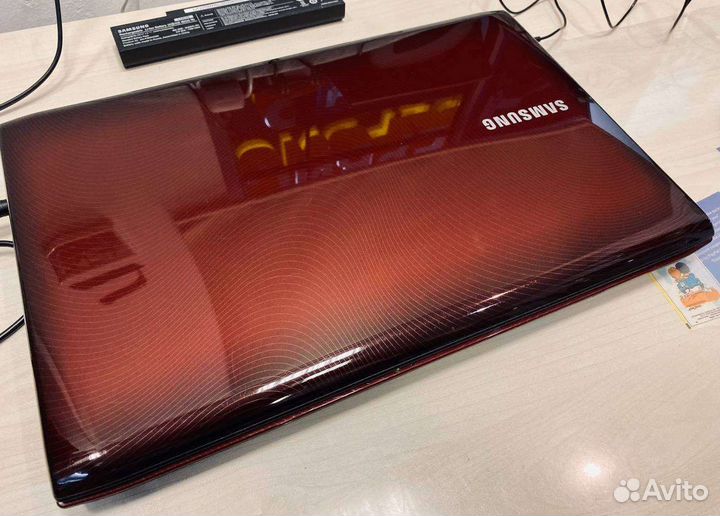 Ноутбук Samsung NP-R780 разбор, запчасти, исправен