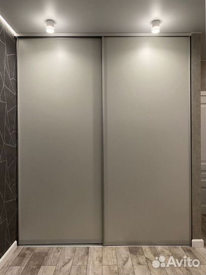 Шкаф купе встроенный на заказ