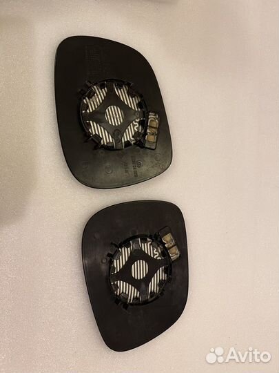 Стекло зеркала прав лев BMW X3 F25 дорест оригинал
