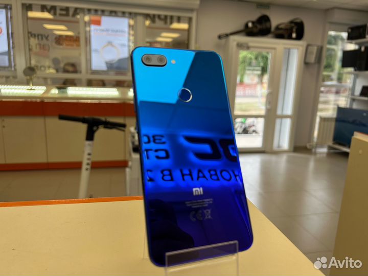 Смартфон Xiaomi Mi 8 Lite 4/64 (Ленина 23)