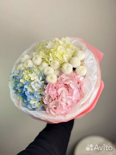 Гортензия и хризантема букет доставка