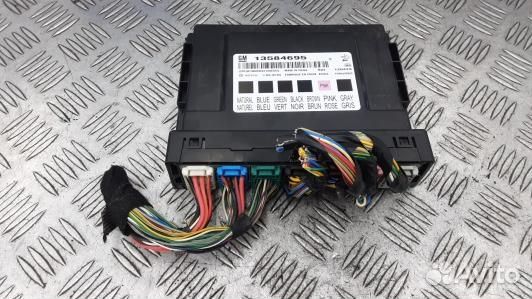 Блок комфорта chevrolet cruze J300 (UNI02M301)