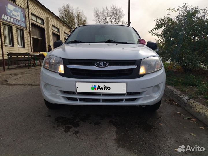 LADA Granta 1.6 МТ, 2013, 137 000 км