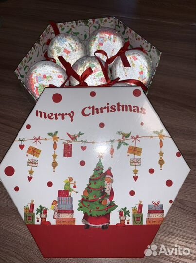 Новогодние подарки шары