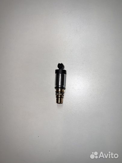 Клапан компрессора кондиционера Volvo