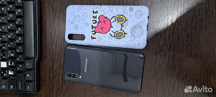 Samsung Galaxy A50, 4/64 ГБ
