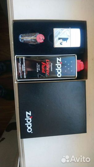 Зажигалка бензиновая zippo