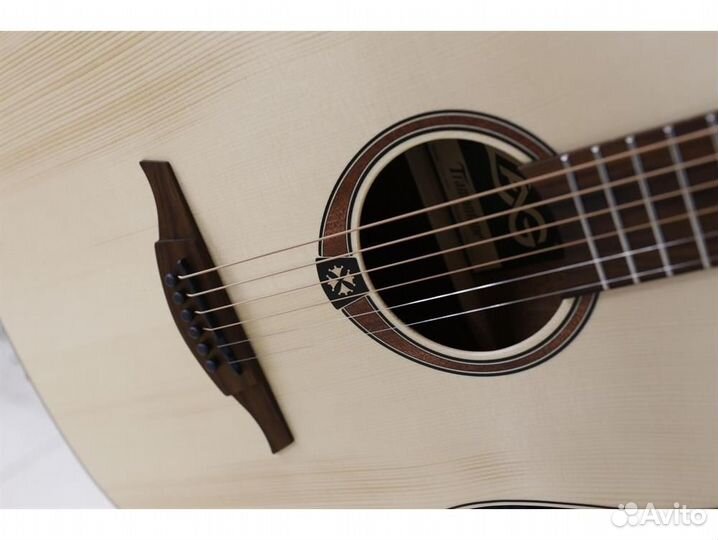 LAG T-70D NAT акустическая гитара