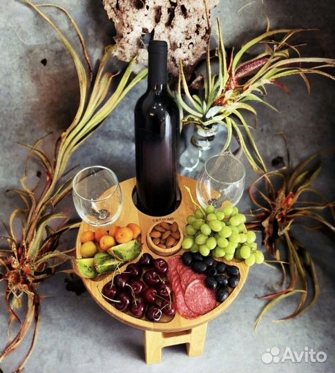 Менажница на ножках