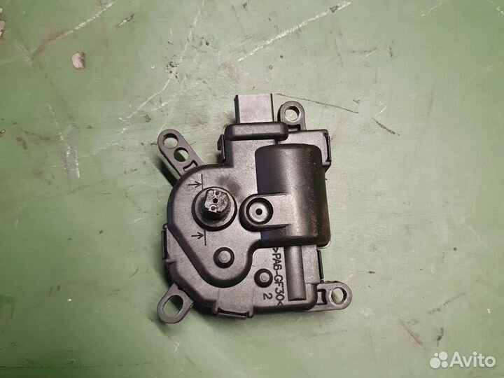 Ford focus 2 моторчик привода заслонки отопителя